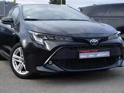 Noir Utilisé 2019 Toyota Corolla Active Break | 17 400 € (Prix assez cher)