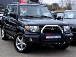 Noir Occasion 2001 Mitsubishi Pajero Elegance SUV | 9 400 €