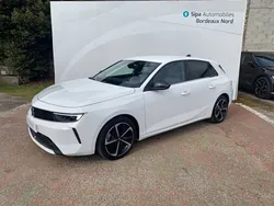 Blanc Utilisé 2023 Opel Astra Business Berline | 23 900 € (Prix juste)