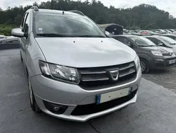Gris Utilisé 2013 Dacia Logan Lauréate Berline | 5 990 € (Prix juste)