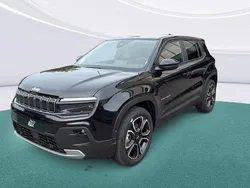 Nouvelle 2025 Jeep Avenger Summit SUV | 32 290 € (Prix juste)