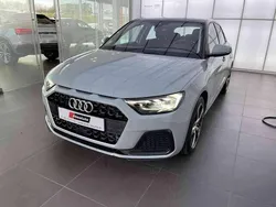 Gris flèche nacré noir mythe métallisé Nouvelle 2025 Audi A1 Sportback Design Citadine | 28 990 € (Prix juste)