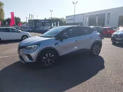 Utilisé 2022 Renault Captur Evolution SUV | 16 990 € (Prix juste)
