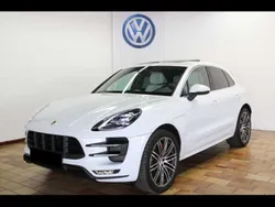 Blanc Utilisé 2017 Porsche Macan Turbo SUV | 77 990 €