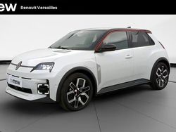 Blanc Nouvelle 2025 Renault R5 Techno Citadine | 31 890 € (Prix juste)