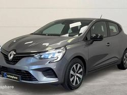 Gris Utilisé 2023 Renault Clio V Equilibre Berline | 15 999 € (Prix juste)