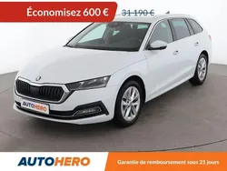 Blanc Utilisé 2023 Skoda Octavia Style Break | 30 590 € (Prix juste)