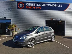Gris Utilisé 2010 Mercedes B180 Monospace | 6 990 € (Prix juste)