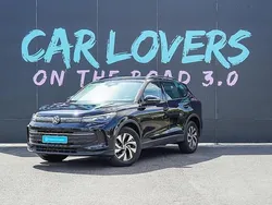 Noir Utilisé 2024 VW Tiguan Life SUV | 41 990 € (Prix cher)