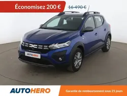 Bleu Utilisé 2023 Dacia Sandero Expression Citadine | 16 290 € (Prix juste)