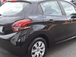 Utilisé 2019 Peugeot 208 Premium Citadine | 9 990 € (Prix juste)