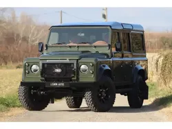 Vert Utilisé 2014 Land Rover Defender SE SUV | 89 990 €