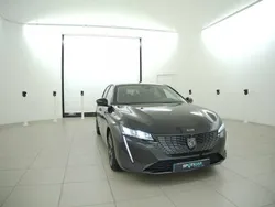 Noir Utilisé 2023 Peugeot 308 Allure Berline | 20 999 € (Prix juste)