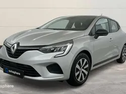 Gris Utilisé 2023 Renault Clio V Equilibre Berline | 15 999 € (Prix juste)