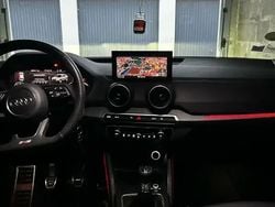 Gris Utilisé 2018 Audi Q2 S-Line SUV | 18 000 € (Prix assez cher)