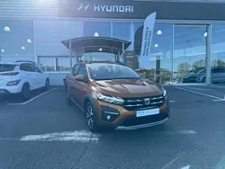 Orange Utilisé 2021 Dacia Sandero Comfort Citadine | 12 990 € (Prix juste)