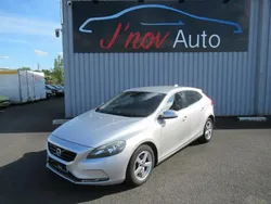 Gris Utilisé 2015 Volvo V40 Business Edition Break | 10 990 € (Prix assez cher)