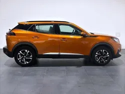 Orange Utilisé 2020 Peugeot e-2008 Allure SUV | 19 390 € (Prix cher)