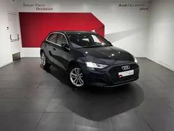Gris manhattan metallise Utilisé 2023 Audi A3 Berline | 33 480 €