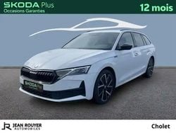 Moon white metallic Utilisé 2024 Skoda Octavia SportLine Break | 38 980 € (Prix cher)