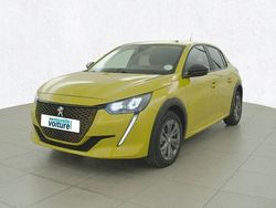 Jaune Utilisé 2023 Peugeot e-208 Style Citadine | 17 980 € (Prix juste)
