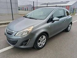 Gris Utilisé 2011 Opel Corsa Cosmo Berline | 3 200 € (Prix juste)