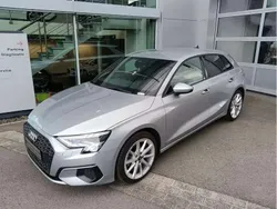 Argent Utilisé 2023 Audi A3 Sportback Sport Berline | 33 743 € (Prix juste)