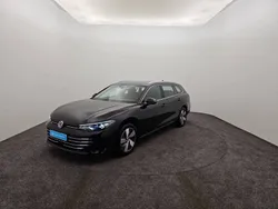 Noir Nouvelle 2024 VW Passat Life Coupé | 38 990 € (Super prix)