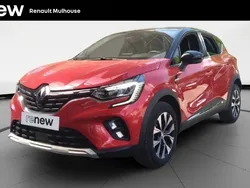 Rouge Utilisé 2024 Renault Captur Techno SUV | 17 999 € (Bon prix)