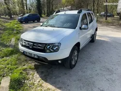 Blanc Utilisé 2014 Dacia Duster Prestige SUV | 6 990 € (Prix juste)