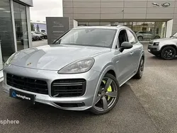 Gris dolomite métallisée Utilisé 2020 Porsche Cayenne Turbo S SUV | 115 990 €