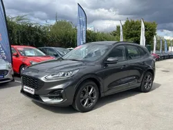 Gris Utilisé 2024 Ford Kuga ST-Line SUV | 29 499 € (Prix juste)