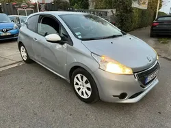 Argent Utilisé 2015 Peugeot 208 Citadine | 4 990 € (Bon prix)