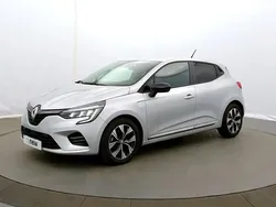 Gris Utilisé 2023 Renault Clio V Intens Citadine | 13 990 € (Super prix)
