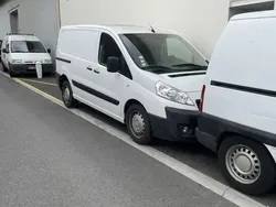 Utilisé 2015 Peugeot Expert Van | 5 900 € (Prix juste)