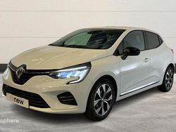 Utilisé 2023 Renault Clio V Evolution Berline | 13 289 € (Prix juste)