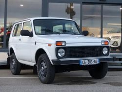 Blanc Utilisé 2012 Lada niva SUV | 14 890 €
