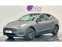 Noir Utilisé 2024 Tesla Model Y Standard Range SUV | 34 490 € (Prix juste)