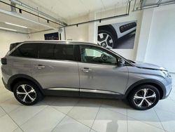 Gris Utilisé 2018 Peugeot 5008 Allure Monospace | 18 490 € (Prix juste)