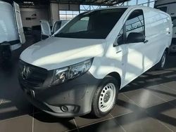 Arctic white Nouvelle 2025 Mercedes e-Vito Monospace | 39 480 € (Prix juste)