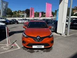 Utilisé 2022 Renault Clio V Intens Citadine | 15 590 € (Prix juste)