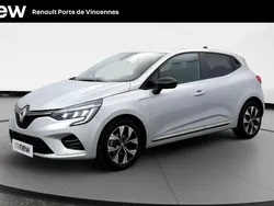 Gris Utilisé 2023 Renault Clio V SE Citadine | 12 990 € (Bon prix)