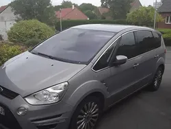 Gris Utilisé 2011 Ford S-MAX Titanium Monospace | 4 000 €