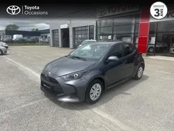 Gris Utilisé 2024 Toyota Yaris Business Edition | 17 990 €