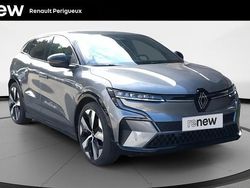 Gris Utilisé 2023 Renault Mégane Techno Berline | 25 990 € (Prix juste)