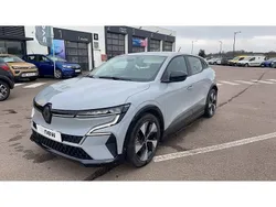 Gris Utilisé 2022 Renault Mégane Equilibre Berline | 19 189 € (Prix juste)