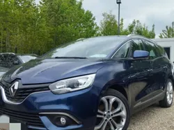 Utilisé 2017 Renault Grand Scénic IV Business Monospace | 10 990 € (Prix juste)