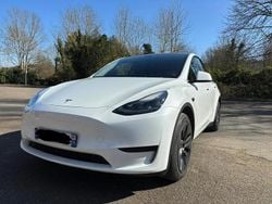 Utilisé 2024 Tesla Model Y RWD SUV | 33 900 € (Prix juste)