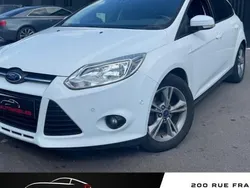 Blanc Utilisé 2013 Ford Focus Berline | 5 990 € (Prix juste)