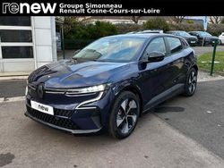 Bleu Utilisé 2023 Renault Mégane Equilibre Berline | 24 990 € (Prix juste)